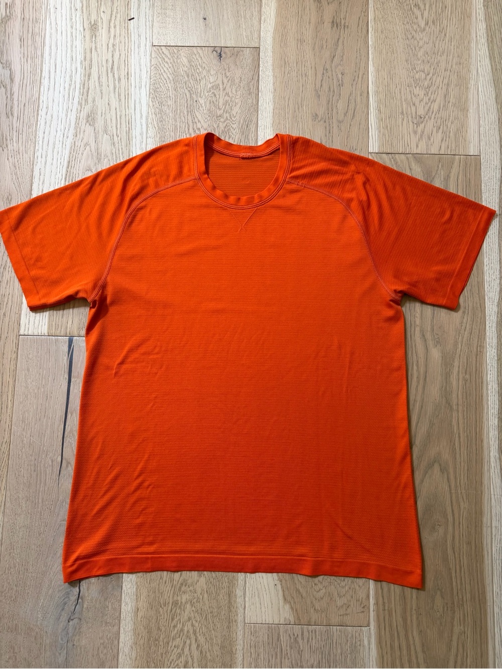 Lululemon Metal Vent Tech Short Sleeve